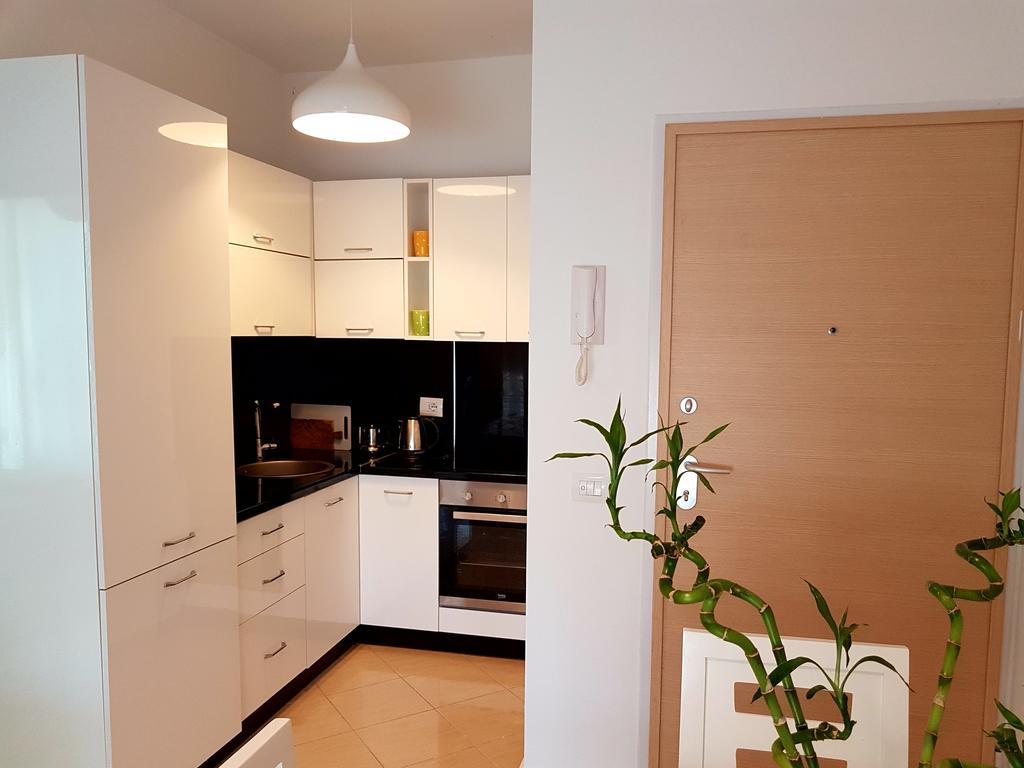 Flori Beach Apartment Radhima Kültér fotó