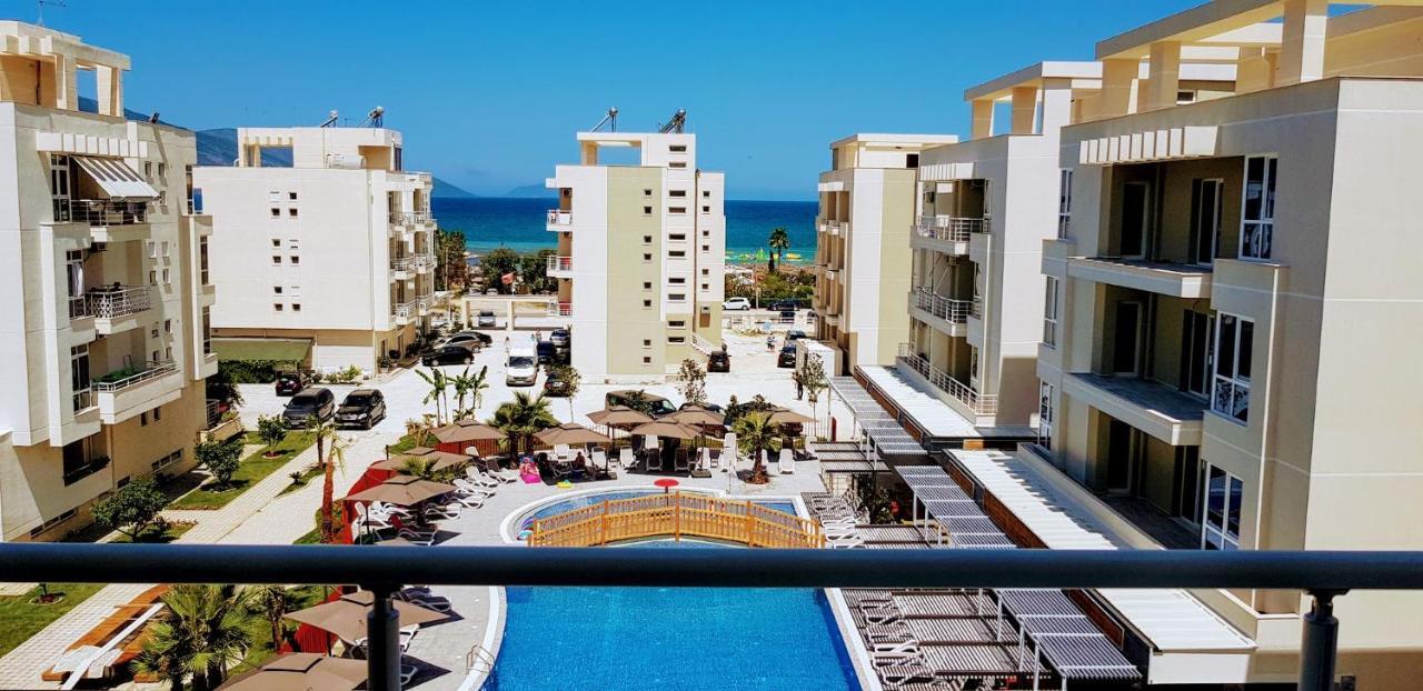 Flori Beach Apartment Radhima Kültér fotó